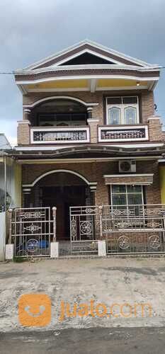 rumah mewah 2 tingkat siap huni daerah perumnas di perumahan mahkota sako