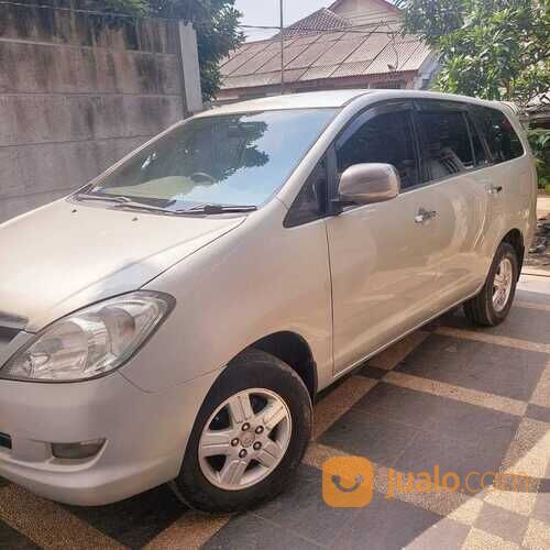 Toyota Innova type G matic Tahun 2005 warna Silver Metalik