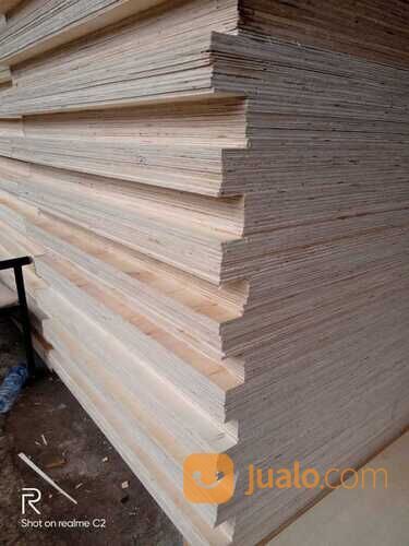 Triplek cor semi meranti 8mm