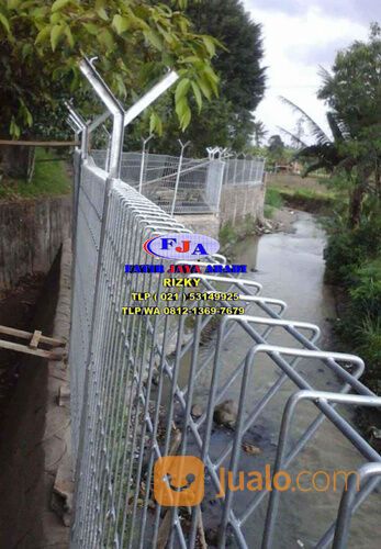 pagar brc,pagar bandara,kawat harmonika,kawat silet,kawat duri