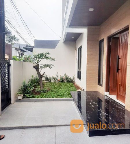 Rumah di Pulo Gadung Dekat Arion Mall Rawamangun, Mall Green Pramuka Square, UNJ