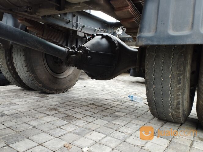 Truck Head trailer, Isuzu Giga 34 / 240 PS, 4x2, tahun 2020