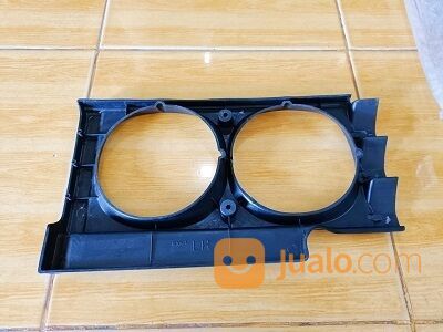 Bezel lampu bulat Mitsubishi Colt diesel Ragaza sebelah kiri