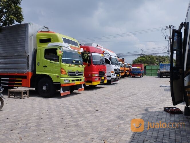 Truck Wing Box Hino FL 235TI Tronton 10 ban 6x2 th. 2015