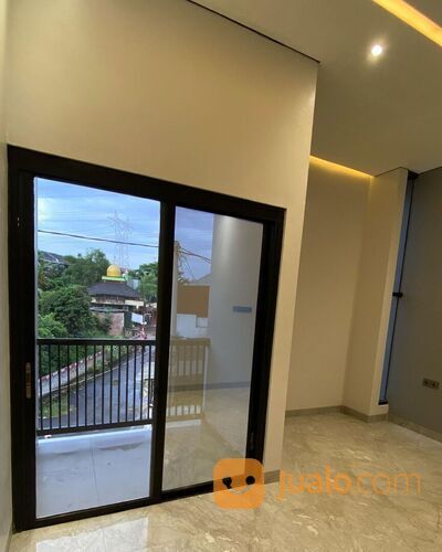 Rumah Modern Minimalis di Cinere Tipe 69/50 600 jt-an (GRATIS ALAT ELEKTRONIK)