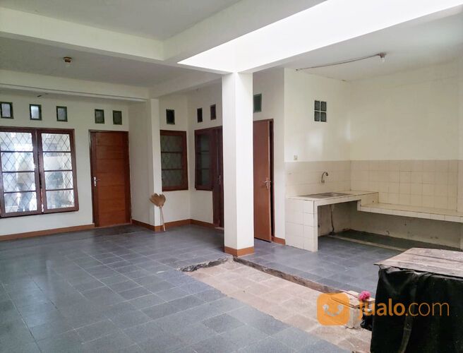 Rumah Untuk Kantor 2 Lantai 4 Kamar di Jl. Sulaksana, Bandung
