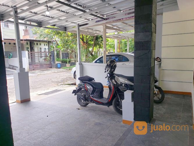 Rumah Untuk Kantor 2 Lantai 4 Kamar di Jl. Sulaksana, Bandung