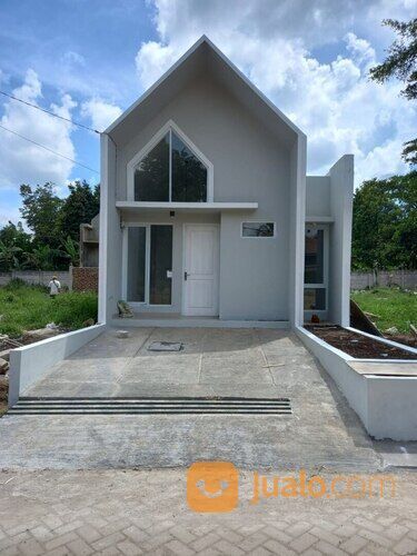Rumah minimalis modern kontur tanah datar 400 JT an di Padalarang
