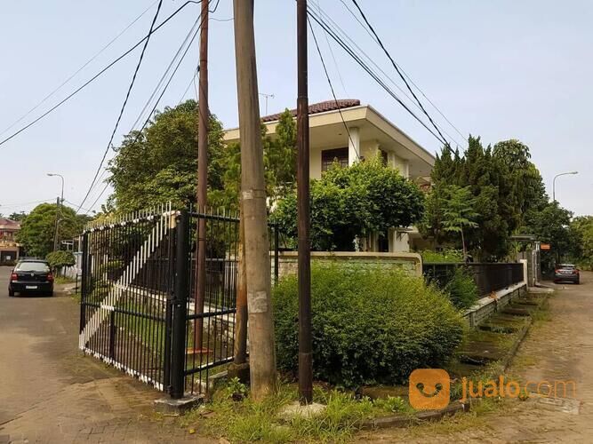 Rumah komplek Eramas 2000 lokasi Strategis