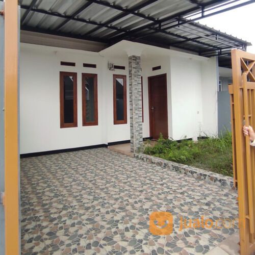 Row Jalan Lebar Perumahan Bebas Banjir