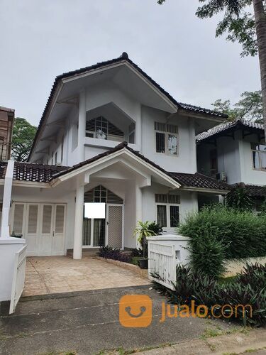 TURUN HARGA RUMAH 2 LANTAI DI DANAU BIRU LIPPO KARAWACI