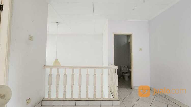 TURUN HARGA RUMAH 2 LANTAI DI DANAU BIRU LIPPO KARAWACI