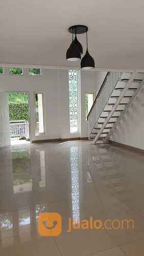 RUMAH DI PERUMAHAN RANCAMAYA GOLF ESTATE