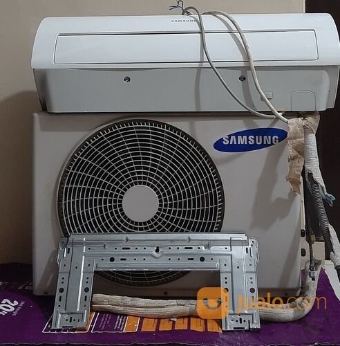 AC Split Merk Samsung 1/2 PK Lokasi Padang