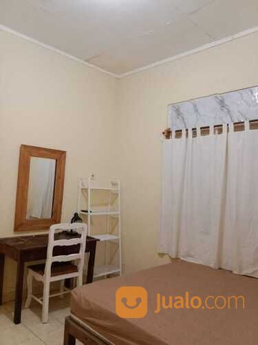 KOST BEBAS AKSES 24 JAM CAMPUR COLOMADU