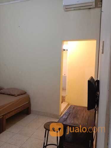 KOST BEBAS AKSES 24 JAM CAMPUR COLOMADU