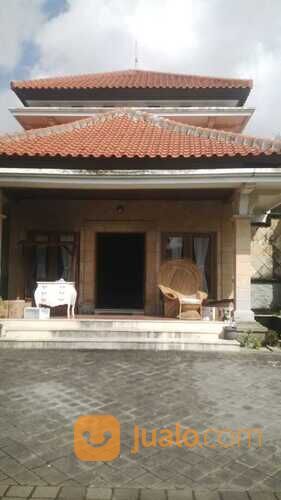 Villa di Banjar Pengipian Kerobokan Badung Bali Fasilitas Lengkap