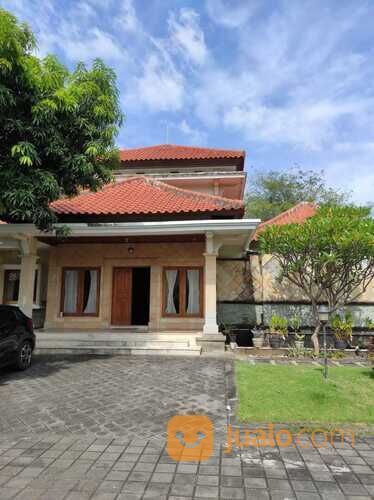 Villa di Banjar Pengipian Kerobokan Badung Bali Fasilitas Lengkap