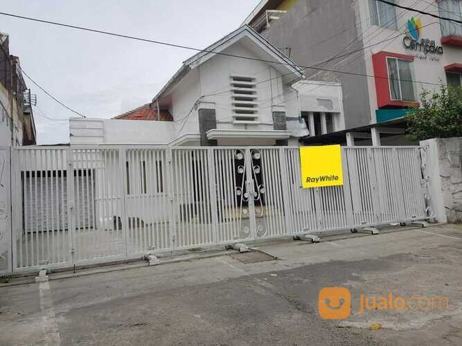 54. Rumah di Baruk Utara, Surabaya