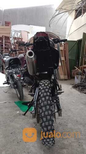 Yamaha WR155 2020 warna hitam