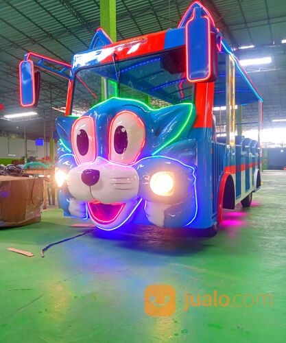 kereta karakter tom kucing mesin L300 Odong odong wisata