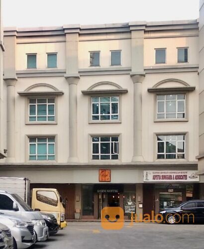 Ruko 4 Lantai di Business Park Kebon Jeruk Jakarta Barat Lokasi Strategis