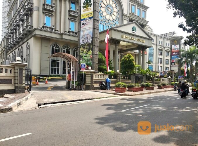 Sewa Ruko,Ruang Kantor,Gudang Perlantai Terjangkau di Business Park Kebon Jeruk Jakarta Barat