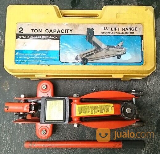 Dongkrak mobil 2ton kondisi 99%