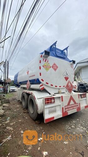 TRAILER TANGKI 24.000 L KAROSERI AWECO