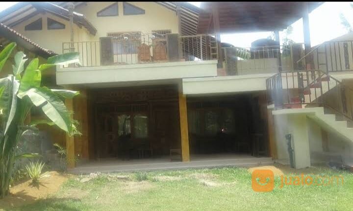 Tanah Luas Bonus Villa Kolam Renang Citeko Cisarua Puncak Bogor