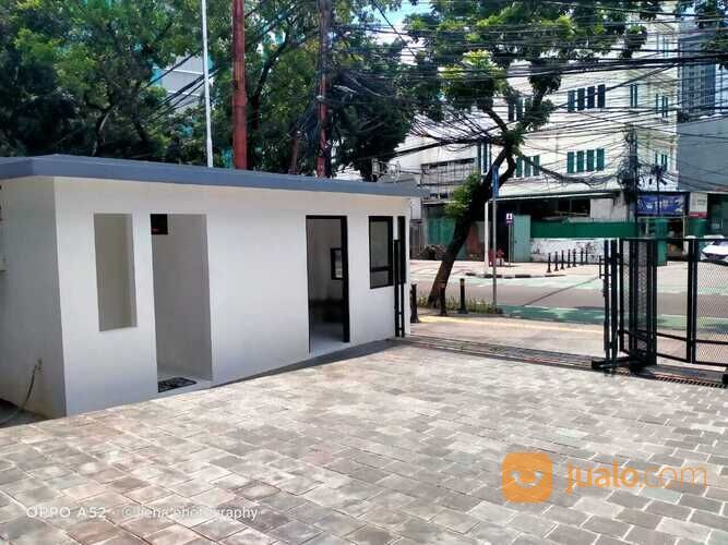 Gedung ruang usaha strategis di jalan Kh. Wahid Hasyim Menteng
