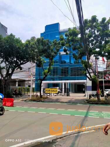 Gedung ruang usaha strategis di jalan Kh. Wahid Hasyim Menteng