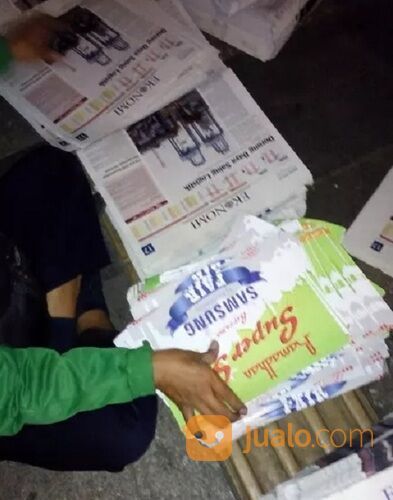 Layanan JASA SEBAR dan SISIP BROSUR/FLYER Bandung MURAH Terpercaya!