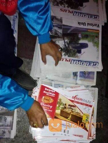 Layanan JASA SEBAR dan SISIP BROSUR/FLYER Bandung MURAH Terpercaya!