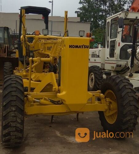 Alat berat Motor Grader Komatsu GD511A-1 Tahun 2012