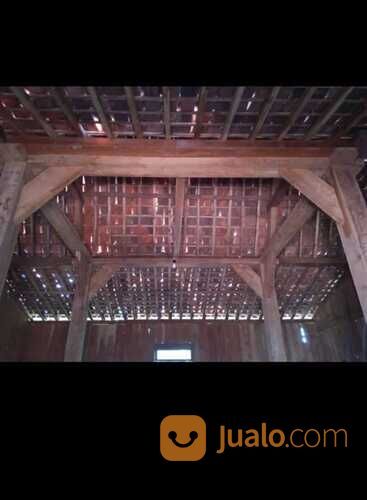 Rumah Limasan Jati Tua Perhutani