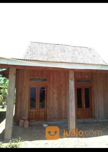 Rumah Limasan Jati Tua Perhutani