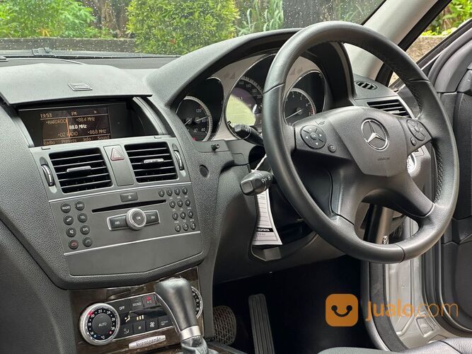 Mercedes-Benz C200 CGI Avantgarde 2011 KM 26 rb