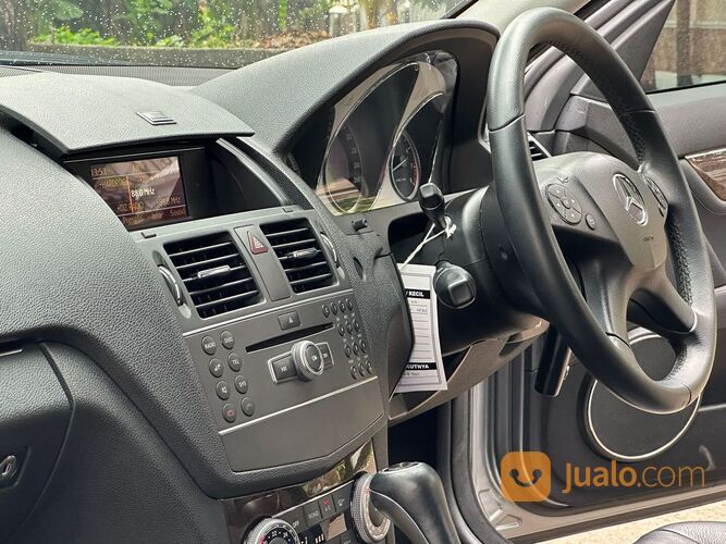 Mercedes-Benz C200 CGI Avantgarde 2011 KM 26 rb