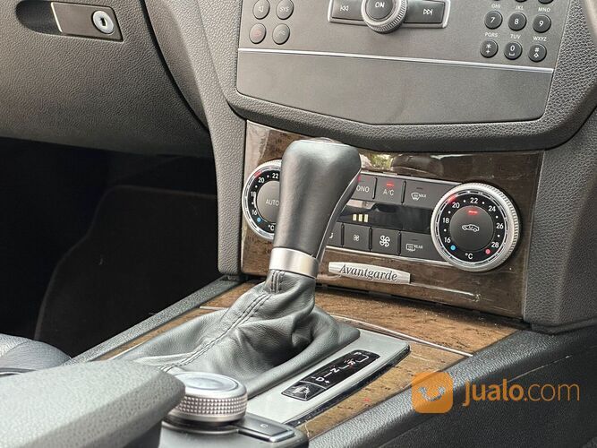 Mercedes-Benz C200 CGI Avantgarde 2011 KM 26 rb