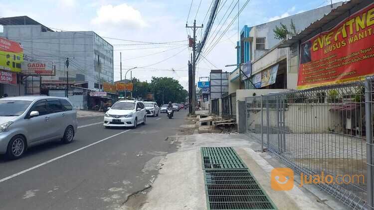 Rumah dan Ruang Usaha, Belakang Java Mall Semarang, Mangku Jalan