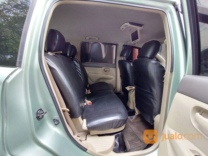 Nissan Grand Livina 1.5 XV AT Matic 2010