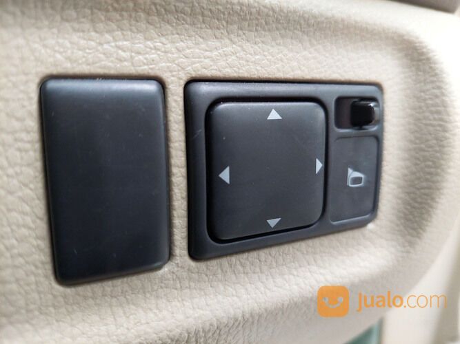 Nissan Grand Livina 1.5 XV AT Matic 2010