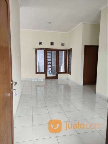 Rumah siap huni di mini cluster daerah Ciwastra Kota Bandung