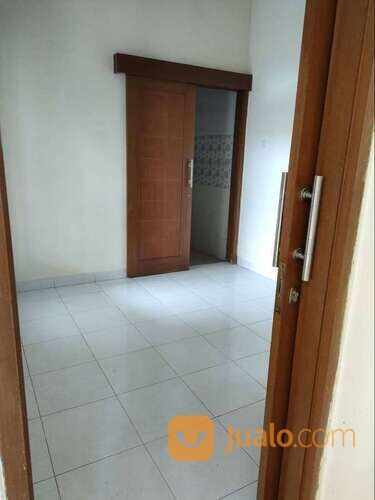 Rumah siap huni di mini cluster daerah Ciwastra Kota Bandung