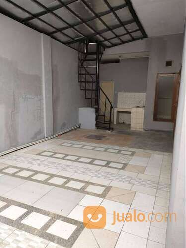 Rumah siap huni di mini cluster daerah Ciwastra Kota Bandung