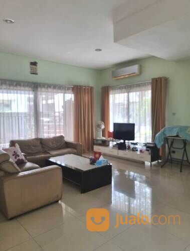 Rumah hoek 2 lantai 400m2 20x20 type 4KT Cluster Lantana JGC Jakarta Garden City Cakung