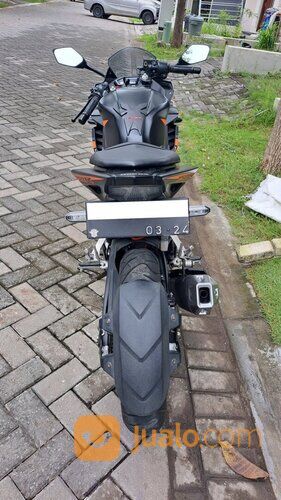 Honda CBR 150R Tahun 2019 Hitam Doff Nego