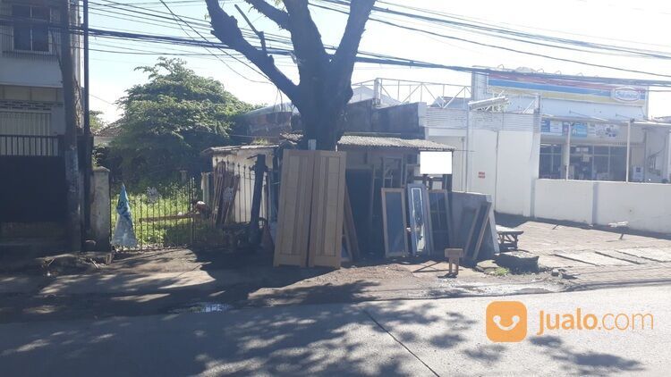 Rumah lama strategis,nol jalan raya klakah rejo Surabaya barat