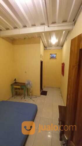 KOST BEBAS MOJOSONGO UNS ISI